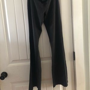 VS Yoga leggings size Medium (2 pairs) black